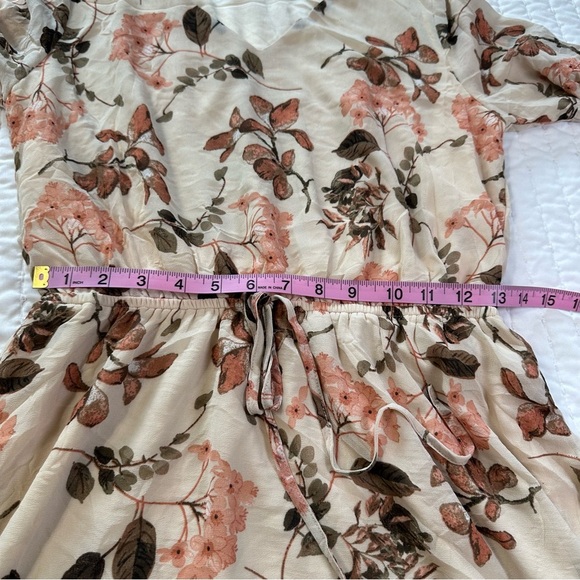 Staccato Long Sleeve Floral Dress in Cream and Brown - Picture 5 of 14